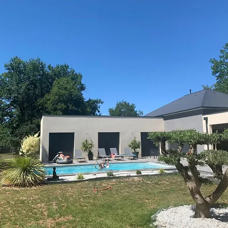 Villa Location 24h Du Mans 5 Chambres Avec Piscine